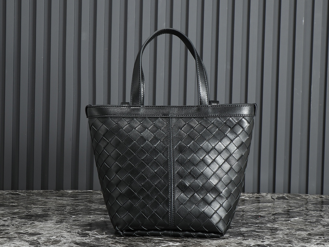 Bottega Veneta Shopping Bags